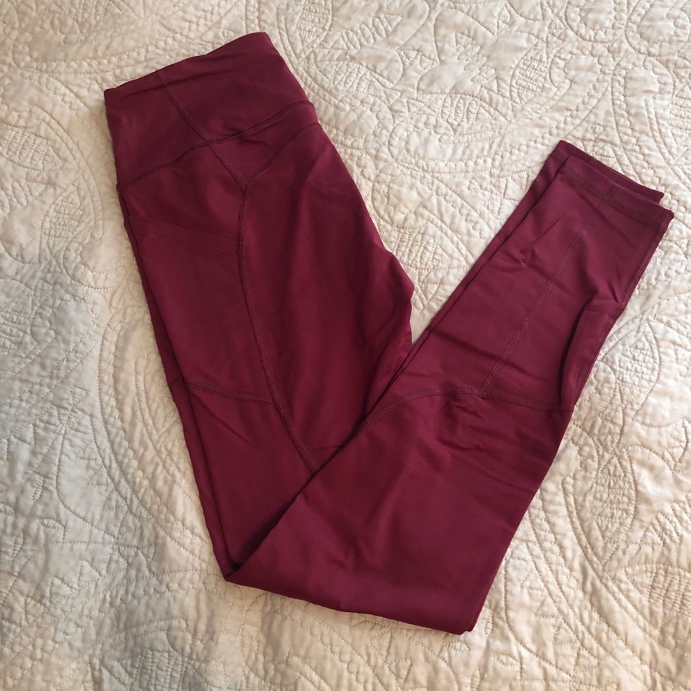 Victoria Sport Knockout Leggings